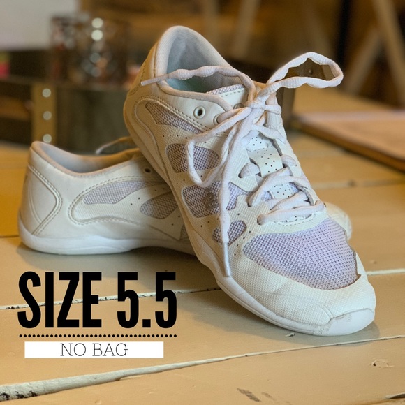 Varsity A1 cheer shoes - Picture 7 of 8